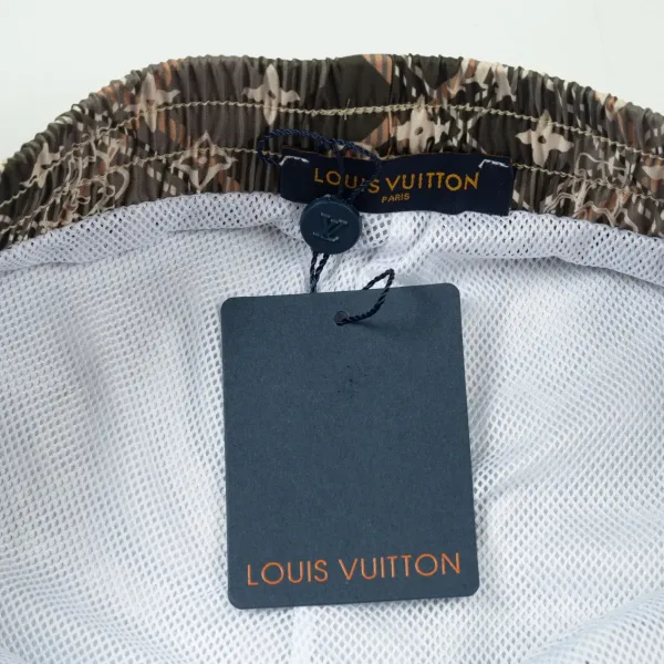 【LOUIS VUITTON 公式旗艦店】ルイヴィトン ショートパンツ ご好評に付き再入荷! 【LOUIS VUITTON 公式旗艦店】ルイヴィトン ショートパンツ ご好評に付き再入荷!