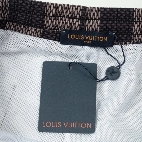【LOUIS VUITTON 公式旗艦店】ルイヴィトン ショートパンツ ご好評に付き再入荷! 【LOUIS VUITTON 公式旗艦店】ルイヴィトン ショートパンツ ご好評に付き再入荷!