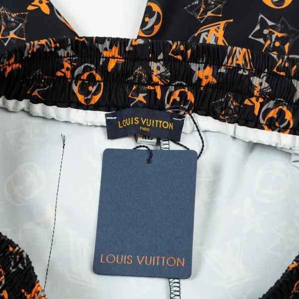 【LOUIS VUITTON 公式旗艦店】ルイヴィトン ショートパンツ ご好評に付き再入荷! 【LOUIS VUITTON 公式旗艦店】ルイヴィトン ショートパンツ ご好評に付き再入荷!