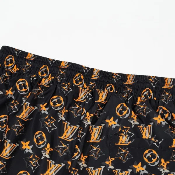 【LOUIS VUITTON 公式旗艦店】ルイヴィトン ショートパンツ ご好評に付き再入荷! 【LOUIS VUITTON 公式旗艦店】ルイヴィトン ショートパンツ ご好評に付き再入荷!