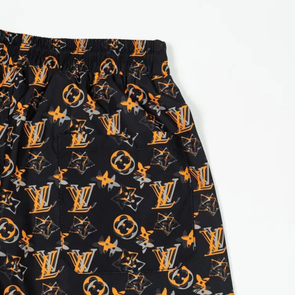 【LOUIS VUITTON 公式旗艦店】ルイヴィトン ショートパンツ ご好評に付き再入荷! 【LOUIS VUITTON 公式旗艦店】ルイヴィトン ショートパンツ ご好評に付き再入荷!
