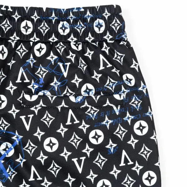 LV 【LOUIS VUITTON 公式旗艦店】ルイヴィトン ショートパンツ ご好評に付き再入荷! LV 【LOUIS VUITTON 公式旗艦店】ルイヴィトン ショートパンツ ご好評に付き再入荷!