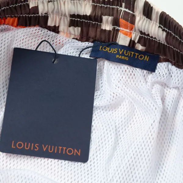 【LOUIS VUITTON 公式旗艦店】ルイヴィトン ショートパンツご好評に付き再入荷! 【LOUIS VUITTON 公式旗艦店】ルイヴィトン ショートパンツご好評に付き再入荷!