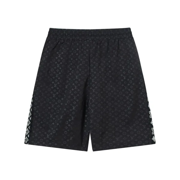 【LOUIS VUITTON 公式旗艦店】ルイヴィトン ショートパンツ ご好評に付き再入荷! 【LOUIS VUITTON 公式旗艦店】ルイヴィトン ショートパンツ ご好評に付き再入荷!