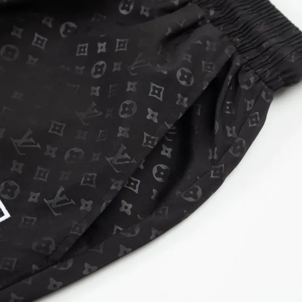 【LOUIS VUITTON 公式旗艦店】ルイヴィトン ショートパンツ ご好評に付き再入荷! 【LOUIS VUITTON 公式旗艦店】ルイヴィトン ショートパンツ ご好評に付き再入荷!