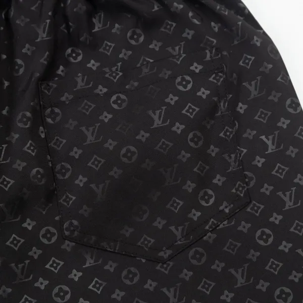 【LOUIS VUITTON 公式旗艦店】ルイヴィトン ショートパンツ ご好評に付き再入荷! 【LOUIS VUITTON 公式旗艦店】ルイヴィトン ショートパンツ ご好評に付き再入荷!