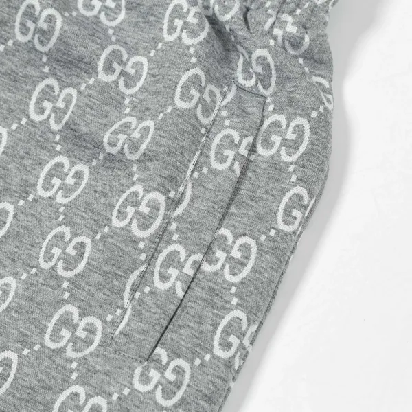 【GUCCI 公式旗艦店】グッチ ショートパンツご好評に付き再入荷!250224 【GUCCI 公式旗艦店】グッチ ショートパンツご好評に付き再入荷!250224
