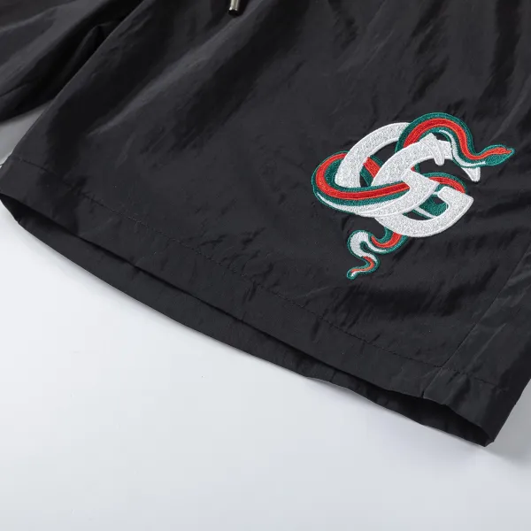 【GUCCI  公式旗艦店】グッチ  ショートパンツご好評に付き再入荷！250224