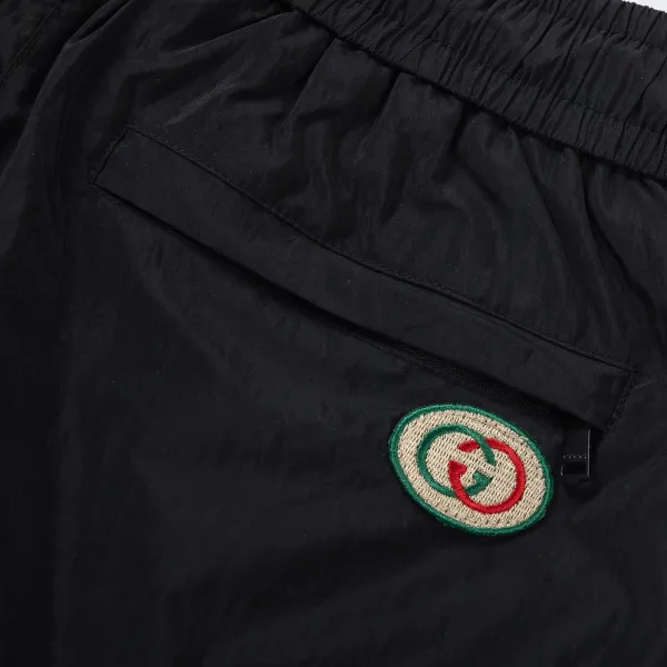 【GUCCI 公式旗艦店】グッチ ショートパンツご好評に付き再入荷!250224 【GUCCI 公式旗艦店】グッチ ショートパンツご好評に付き再入荷!250224