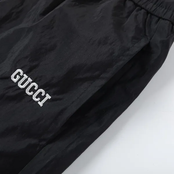 【GUCCI 公式旗艦店】グッチ ショートパンツご好評に付き再入荷!250224 【GUCCI 公式旗艦店】グッチ ショートパンツご好評に付き再入荷!250224