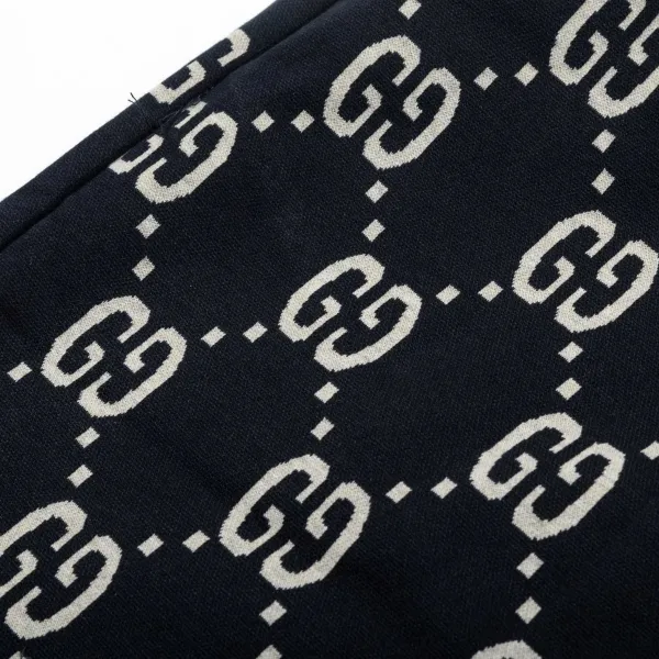 【GUCCI  公式旗艦店】グッチ  ショートパンツご好評に付き再入荷！250224