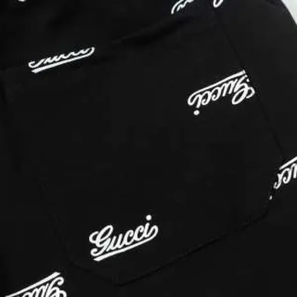 【GUCCI  公式旗艦店】グッチ ショートパンツご好評に付き再入荷！250224