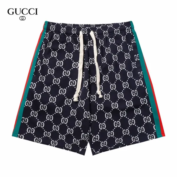 【GUCCI 公式旗艦店】クッチ ショートパンツ ご好評に付き再入荷! 【GUCCI 公式旗艦店】クッチ ショートパンツ ご好評に付き再入荷!