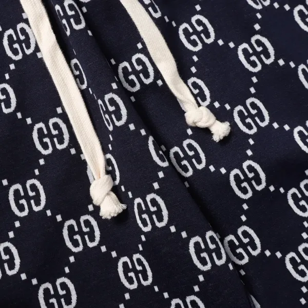 【GUCCI 公式旗艦店】クッチ ショートパンツ ご好評に付き再入荷! 【GUCCI 公式旗艦店】クッチ ショートパンツ ご好評に付き再入荷!