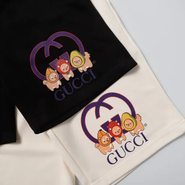 【GUCCI 公式旗艦店】クッチ ショートパンツ ご好評に付き再入荷! 【GUCCI 公式旗艦店】クッチ ショートパンツ ご好評に付き再入荷!