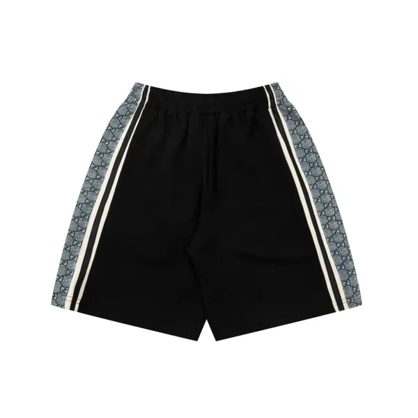 【GUCCI公式旗艦店】クッチ ショートパンツ ご好評に付き再入荷! 【GUCCI公式旗艦店】クッチ ショートパンツ ご好評に付き再入荷!