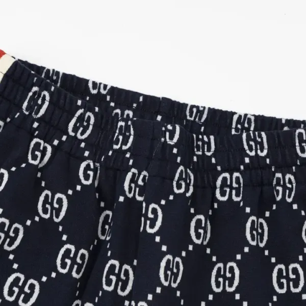【GUCCI公式旗艦店】クッチ  ショートパンツ  ご好評に付き再入荷！