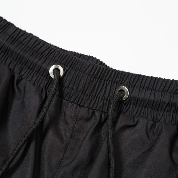 【DIOR 公式旗艦店】ディオール ショートパンツご好評に付き再入荷!250225 【DIOR 公式旗艦店】ディオール ショートパンツご好評に付き再入荷!250225