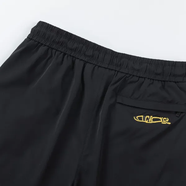 【DIOR 公式旗艦店】ディオール ショートパンツご好評に付き再入荷!250225 【DIOR 公式旗艦店】ディオール ショートパンツご好評に付き再入荷!250225