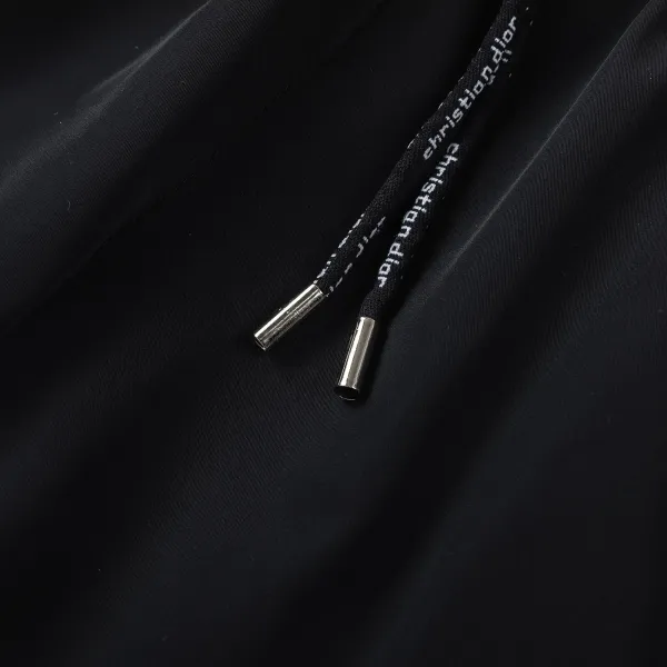 【DIOR 公式旗艦店】ディオール ショートパンツご好評に付き再入荷!250225 【DIOR 公式旗艦店】ディオール ショートパンツご好評に付き再入荷!250225
