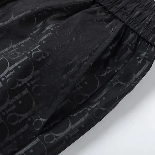 【DIOR 公式旗艦店】ディオール ショートパンツご好評に付き再入荷!250225 【DIOR 公式旗艦店】ディオール ショートパンツご好評に付き再入荷!250225