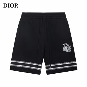 【DIOR 公式旗艦店】ディオール ショートパンツご好評に付き再入荷!250225 【DIOR 公式旗艦店】ディオール ショートパンツご好評に付き再入荷!250225
