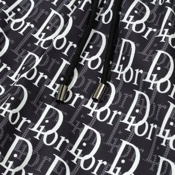【DIOR 公式旗艦店】ディオール ショートパンツ ご好評に付き再入荷! 【DIOR 公式旗艦店】ディオール ショートパンツ ご好評に付き再入荷!