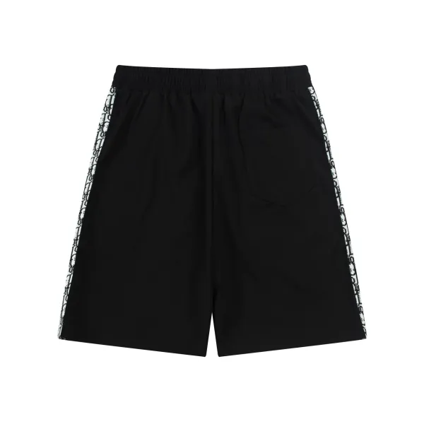 【DIOR 公式旗艦店】ディオール ショートパンツ ご好評に付き再入荷! 【DIOR 公式旗艦店】ディオール ショートパンツ ご好評に付き再入荷!