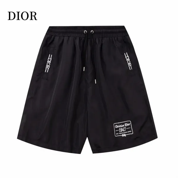 【DIOR 公式旗艦店】ディオール ショートパンツ ご好評に付き再入荷! 【DIOR 公式旗艦店】ディオール ショートパンツ ご好評に付き再入荷!
