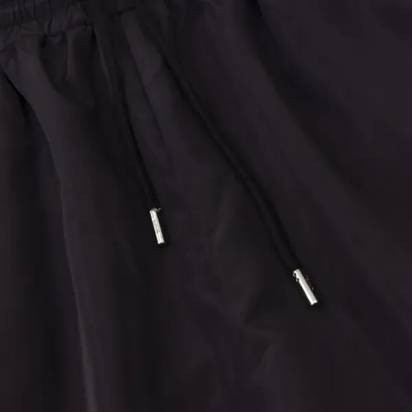【DIOR 公式旗艦店】ディオール ショートパンツ ご好評に付き再入荷! 【DIOR 公式旗艦店】ディオール ショートパンツ ご好評に付き再入荷!