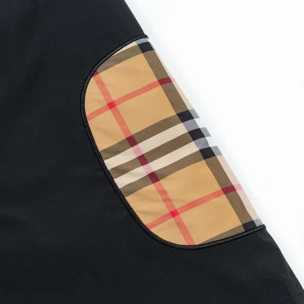 【BURBERRY 公式旗艦店】バーバリー ショートパンツご好評に付き再入荷!250226 【BURBERRY 公式旗艦店】バーバリー ショートパンツご好評に付き再入荷!250226