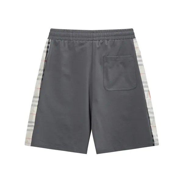 【BURBERRY  公式旗艦店】バーバリー  ショートパンツご好評に付き再入荷！250226