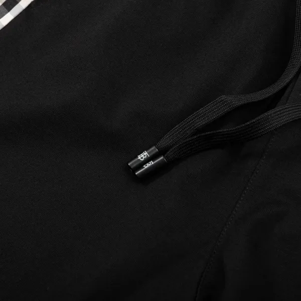 【BURBERRY  公式旗艦店】バーバリー  ショートパンツご好評に付き再入荷！250226