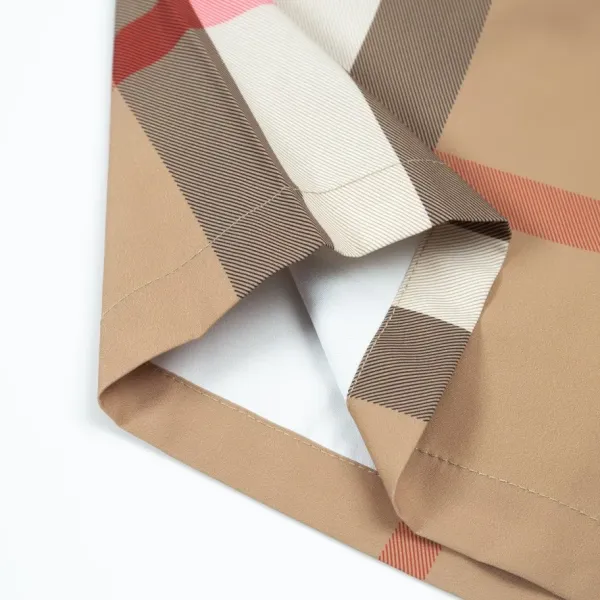 【BURBERRY  公式旗艦店】バーバリー ショートパンツご好評に付き再入荷 240801