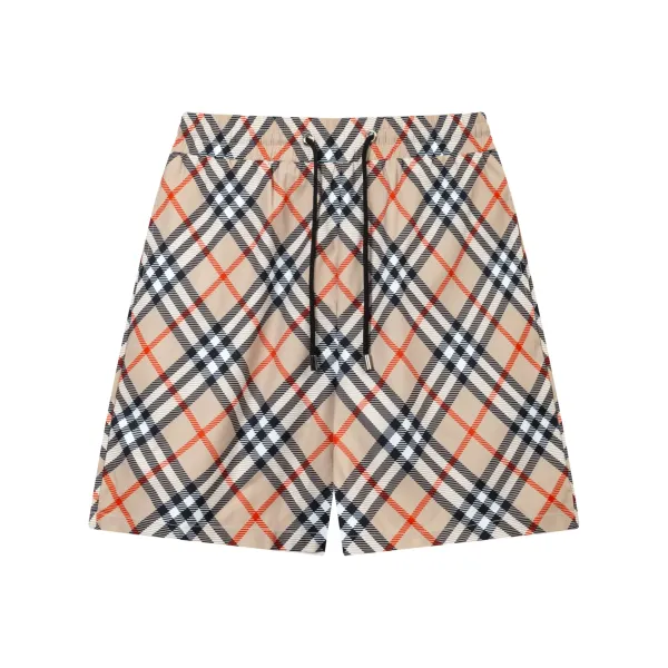 【BURBERRY 公式旗艦店】バーバリー ショートパンツご好評に付き再入荷 24627 【BURBERRY 公式旗艦店】バーバリー ショートパンツご好評に付き再入荷 24627