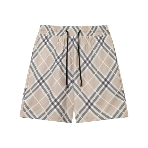 【BURBERRY 公式旗艦店】バーバリー ショートパンツご好評に付き再入荷 24627 【BURBERRY 公式旗艦店】バーバリー ショートパンツご好評に付き再入荷 24627