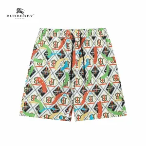 【BURBERRY 公式旗艦店】バーバリー ショートパンツ ご好評に付き再入荷! 【BURBERRY 公式旗艦店】バーバリー ショートパンツ ご好評に付き再入荷!