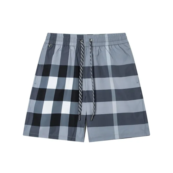 【BURBERRY 公式旗艦店】バーバリー ショートパンツご好評に付き再入荷! 【BURBERRY 公式旗艦店】バーバリー ショートパンツご好評に付き再入荷!
