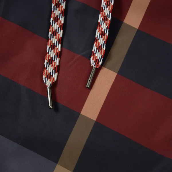 【BURBERRY 公式旗艦店】バーバリー ショートパンツご好評に付き再入荷! 【BURBERRY 公式旗艦店】バーバリー ショートパンツご好評に付き再入荷!
