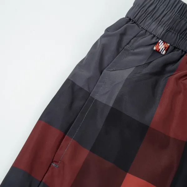 【BURBERRY 公式旗艦店】バーバリー ショートパンツご好評に付き再入荷! 【BURBERRY 公式旗艦店】バーバリー ショートパンツご好評に付き再入荷!
