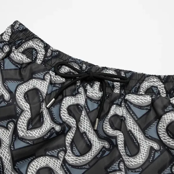 【BURBERRY 公式旗艦店】 バーバリー ショートパンツ ご好評に付き再入荷! 【BURBERRY 公式旗艦店】 バーバリー ショートパンツ ご好評に付き再入荷!
