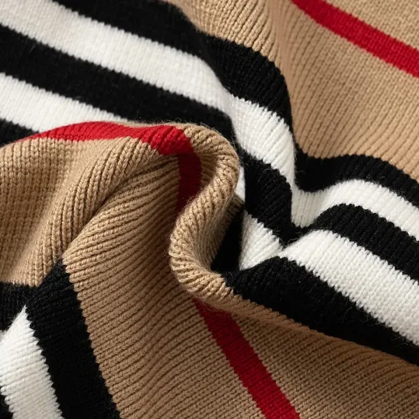 【BURBERRY  公式旗艦店】バーバリー  ショートパンツ  ご好評に付き再入荷！