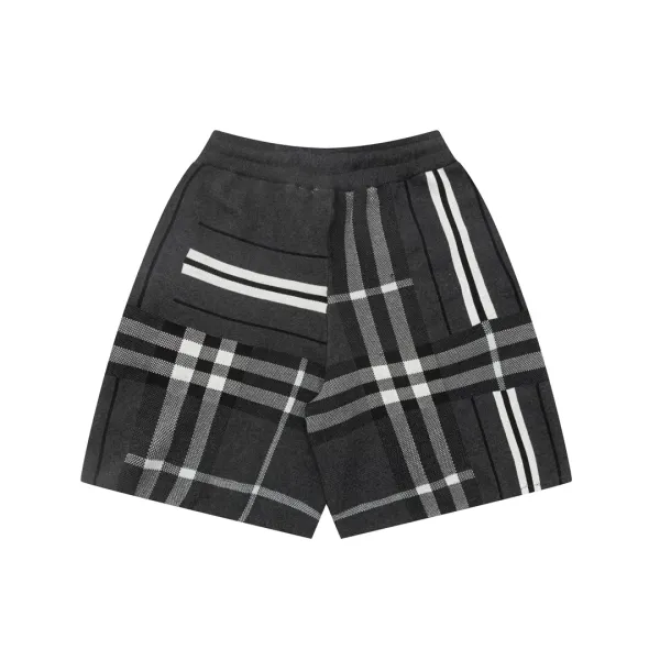 【BURBERRY 公式旗艦店】バーバリー ショートパンツ ご好評に付き再入荷! 【BURBERRY 公式旗艦店】バーバリー ショートパンツ ご好評に付き再入荷!