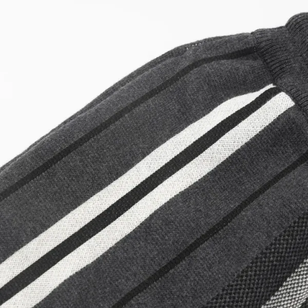 【BURBERRY 公式旗艦店】バーバリー ショートパンツ ご好評に付き再入荷! 【BURBERRY 公式旗艦店】バーバリー ショートパンツ ご好評に付き再入荷!