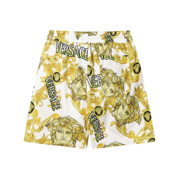 【VERSACE 公式旗艦店】ヴェルサーチ ショートパンツご好評に付き再入荷 24628 【VERSACE 公式旗艦店】ヴェルサーチ ショートパンツご好評に付き再入荷 24628
