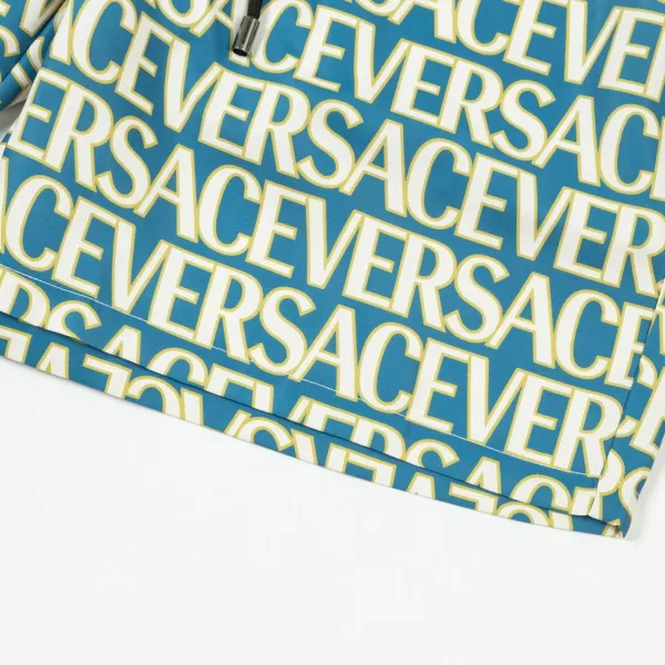 【VERSACE 公式旗艦店】ヴェルサーチ ショートパンツご好評に付き再入荷 24628 【VERSACE 公式旗艦店】ヴェルサーチ ショートパンツご好評に付き再入荷 24628