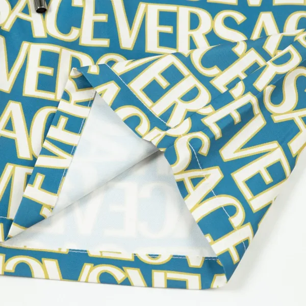 【VERSACE 公式旗艦店】ヴェルサーチ ショートパンツご好評に付き再入荷 24628 【VERSACE 公式旗艦店】ヴェルサーチ ショートパンツご好評に付き再入荷 24628