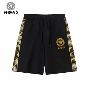 【VERSACE 公式旗艦店】ヴェルサーチ ショートパンツ ご好評に付き再入荷! 【VERSACE 公式旗艦店】ヴェルサーチ ショートパンツ ご好評に付き再入荷!