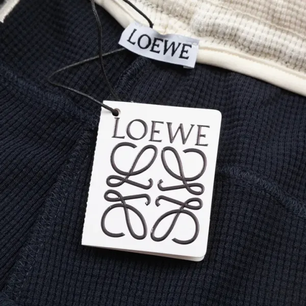 【LOEWE 公式旗艦店】ロエベ ショートパンツご好評に付き再入荷 240717 【LOEWE 公式旗艦店】ロエベ ショートパンツご好評に付き再入荷 240717