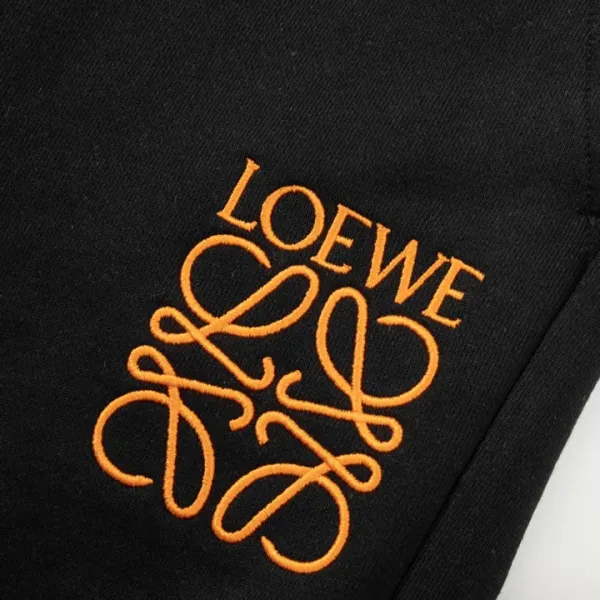 【LOEWE 公式旗艦店】ロエベ ショートパンツご好評に付き再入荷! 【LOEWE 公式旗艦店】ロエベ ショートパンツご好評に付き再入荷!